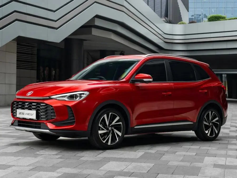 Nuova MG ZS Hybrid+: tutto quello che c’è da sapere su questo SUV compatto ibrido