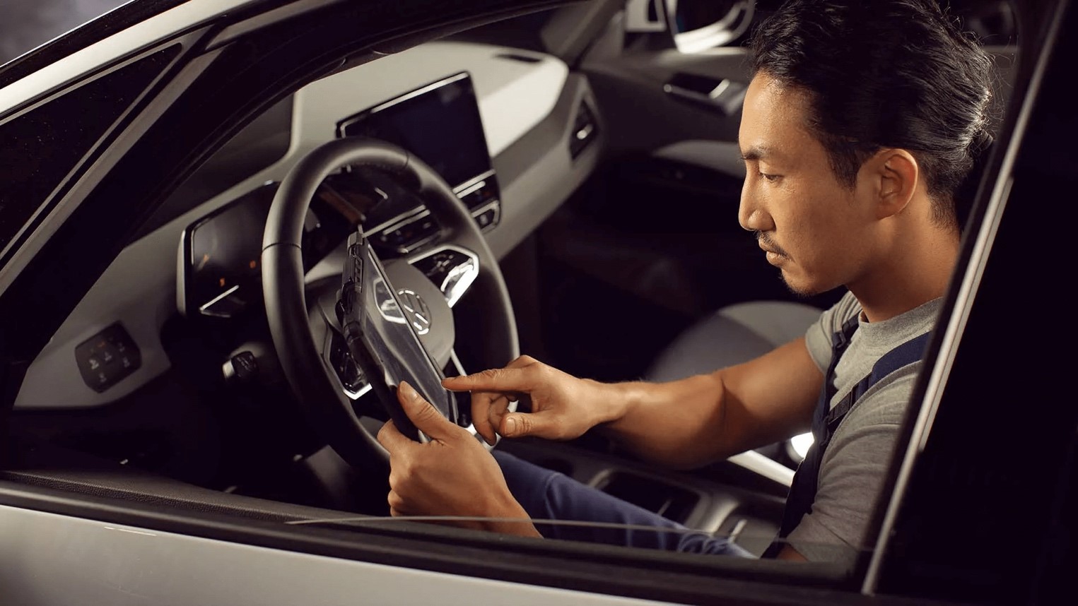 Auto elettriche: i vantaggi sono anche nella manutenzione